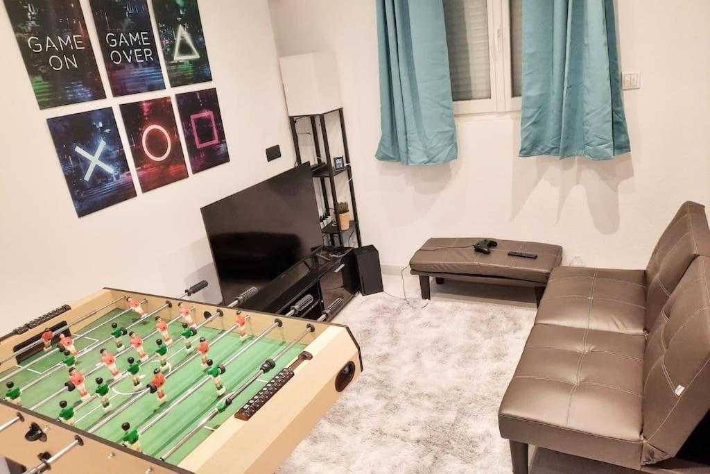 Villa Confortable Avec Jacuzzi A Chevannes Chevannes  المظهر الخارجي الصورة