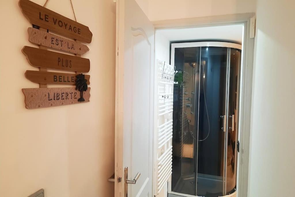 Villa Confortable Avec Jacuzzi A Chevannes Chevannes  المظهر الخارجي الصورة
